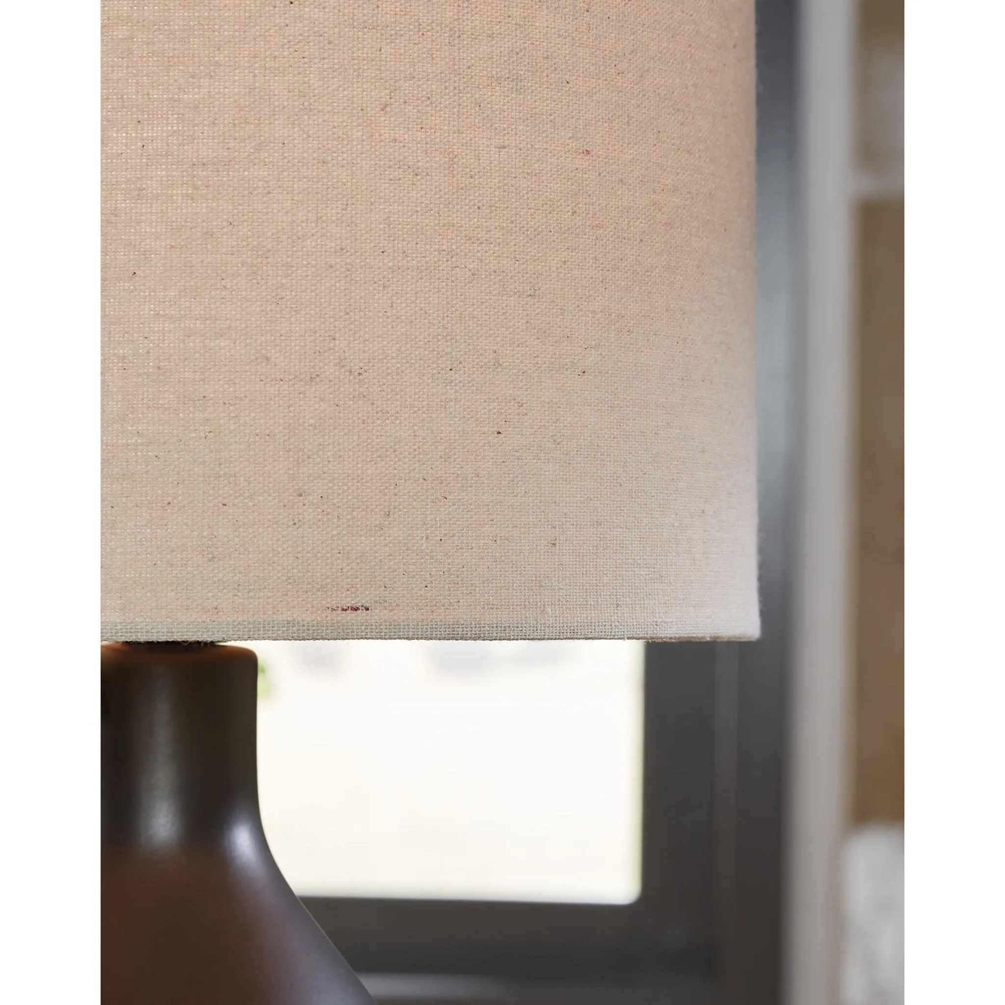 Garinton Table Lamp