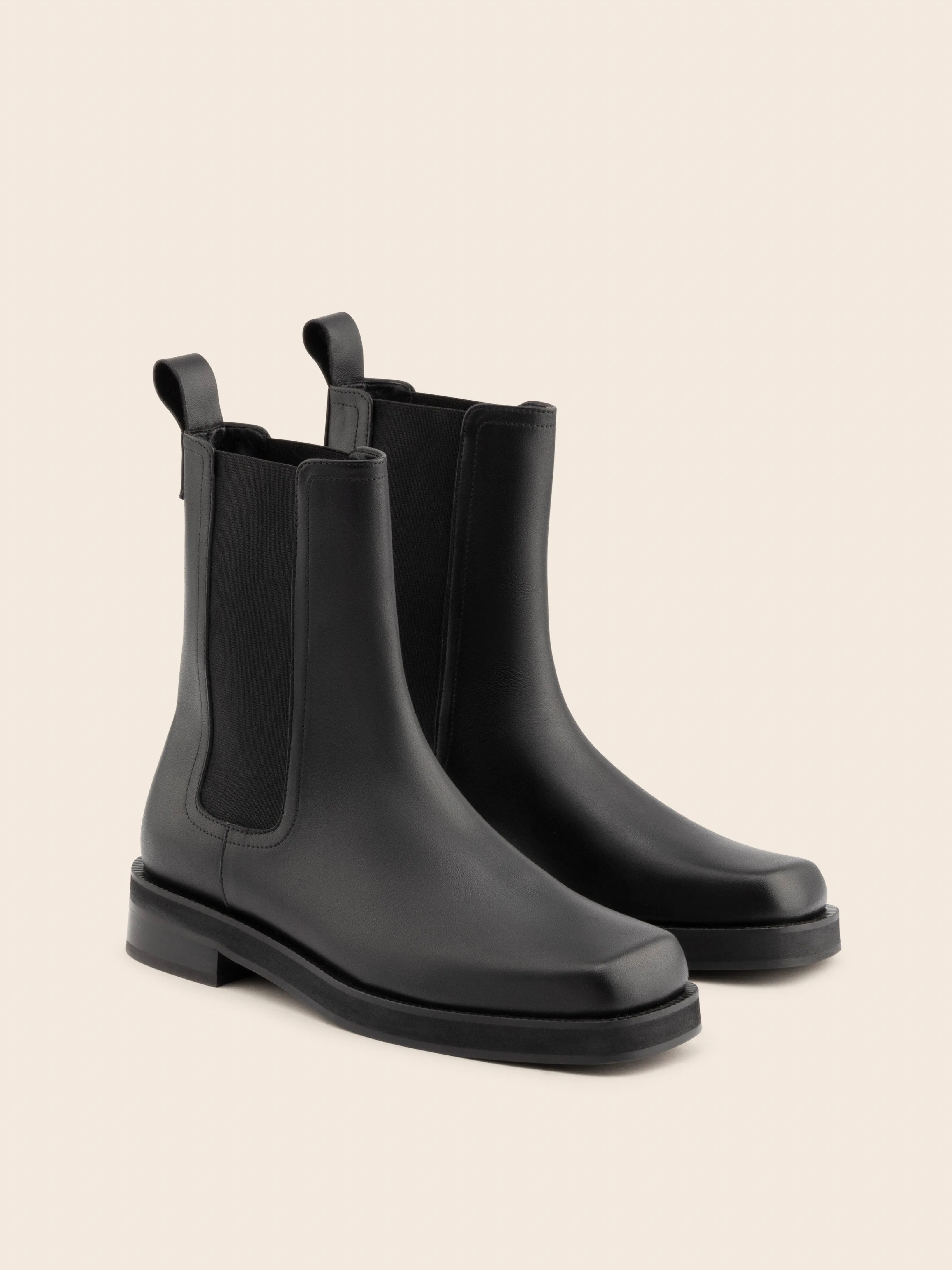 Mora Black Boot