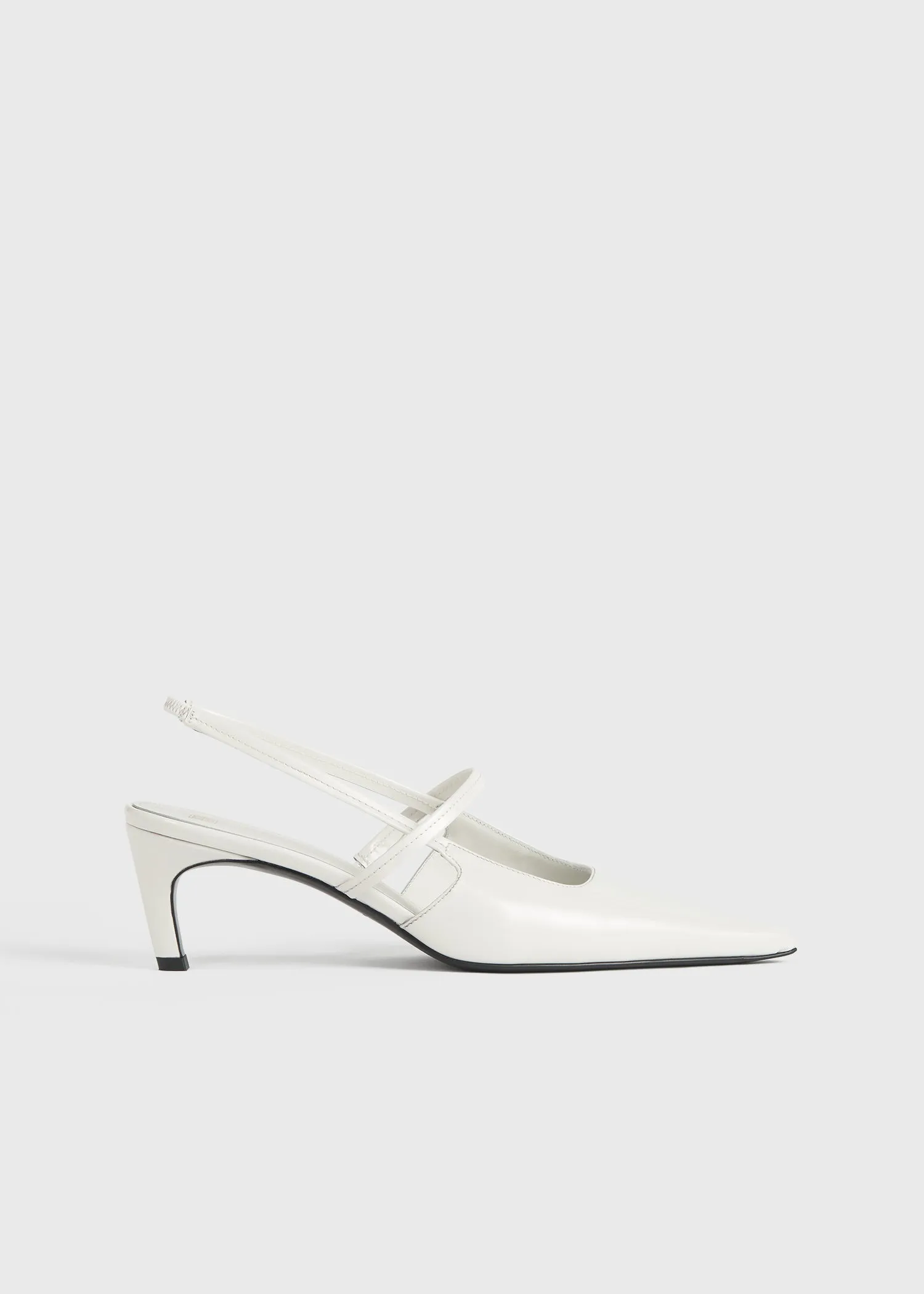 Sharp patent-leather slingbacks off white