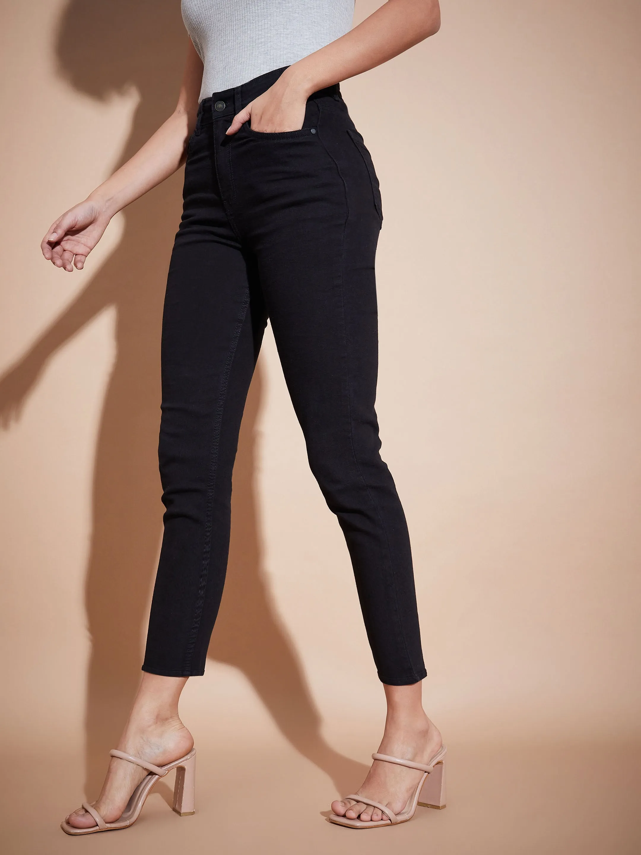 Women Black Denim Premium Relax Jeans